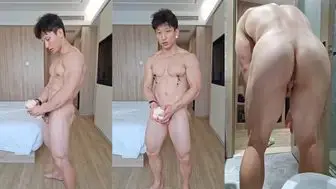 Chinese muscle hot boy playing sex toys