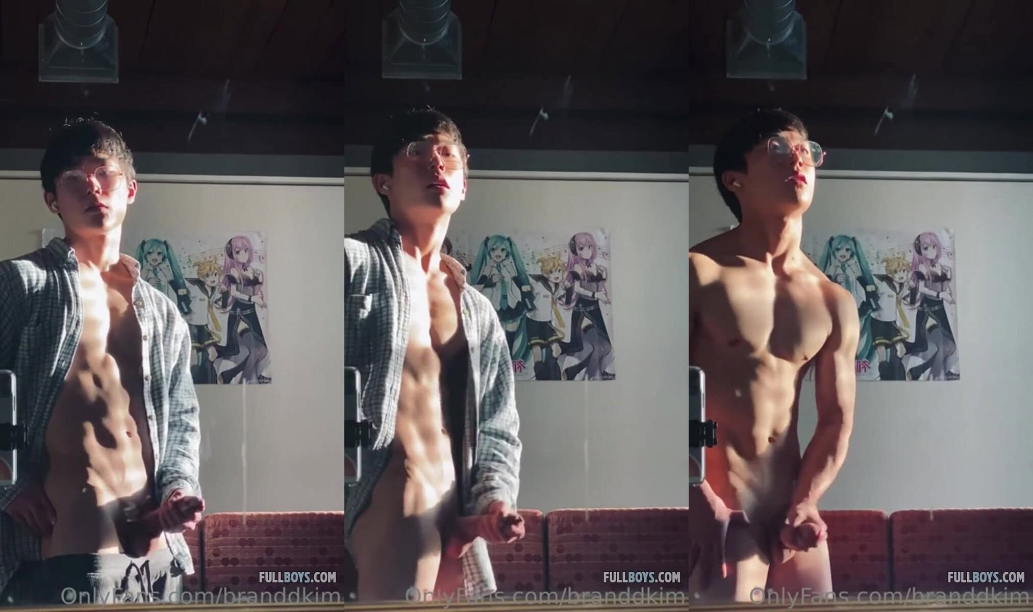 Handsome young Korean men are masturbating – FullBoys.com